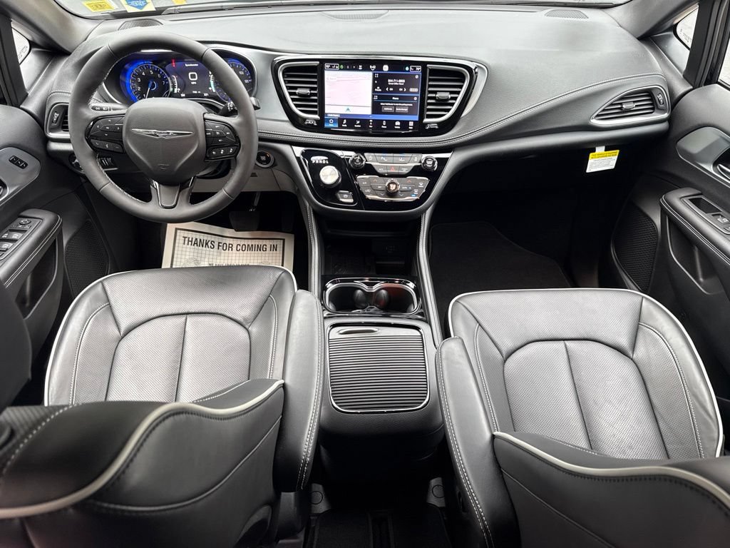 New 2026 Chrysler Pacifica Limited w/ S Appearance Package AWD/4WD image 19