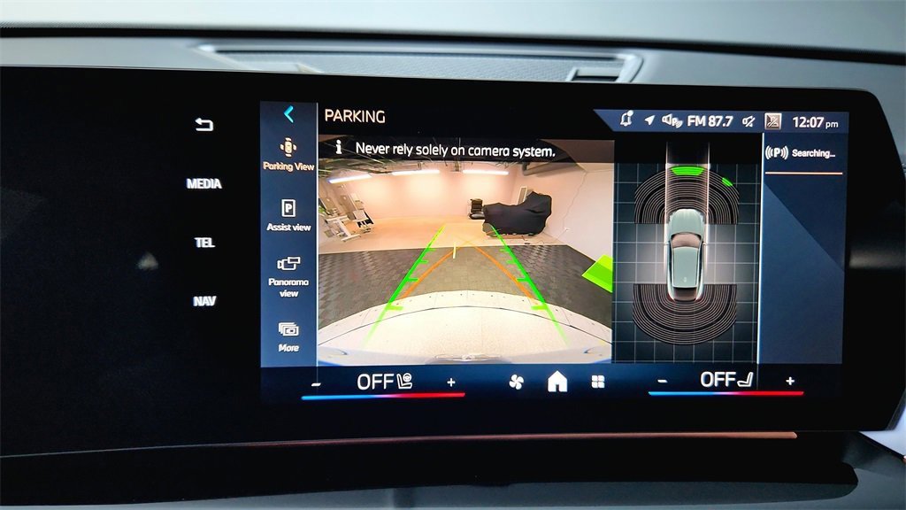 Used 2025 BMW X2 xDrive28i w/ Convenience Package image 38