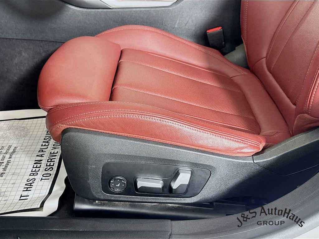 Used 2023 BMW i4 eDrive35 image 24