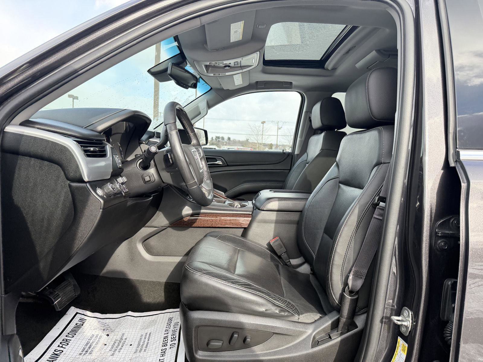 Used 2016 GMC Yukon SLT w/ Open Road Package image 12