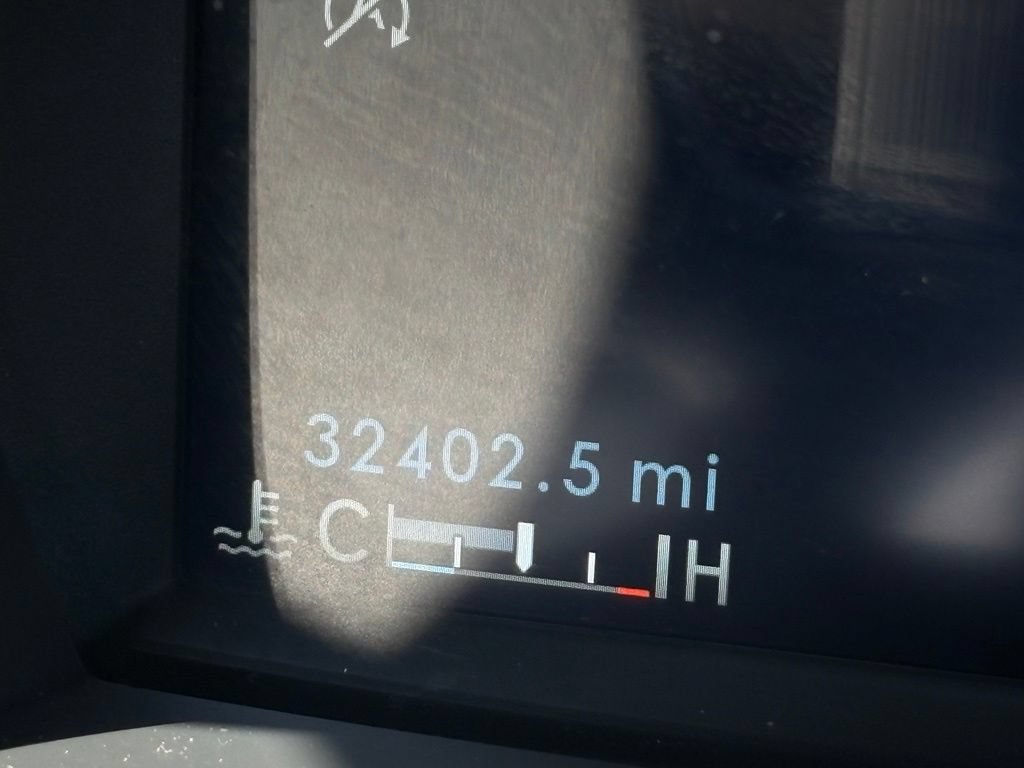 Used 2023 Lincoln Corsair AWD w/ Equipment Group 101A image 29