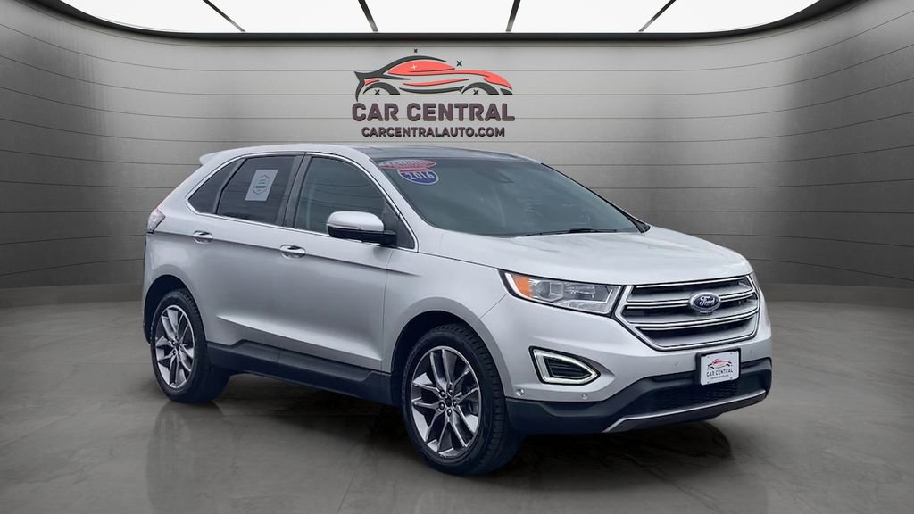 Used 2016 Ford Edge Titanium w/ Equipment Group 302A AWD/4WD image 7