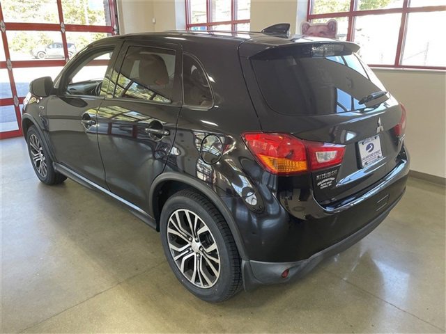 Used 2017 Mitsubishi Outlander Sport ES image 5