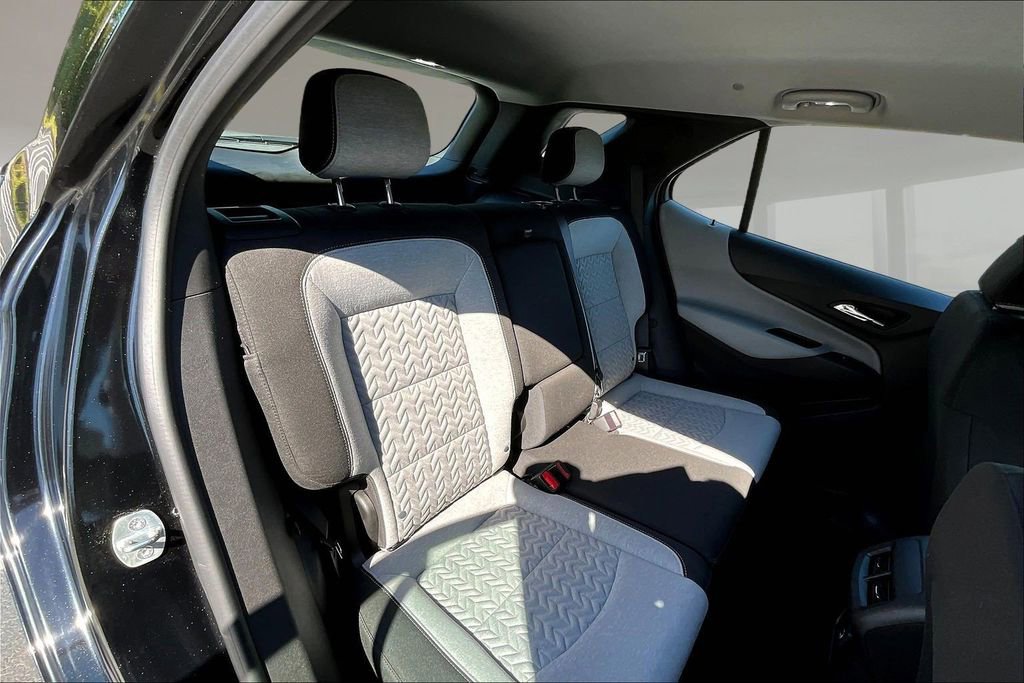 Used 2024 Chevrolet Equinox LS AWD/4WD image 21