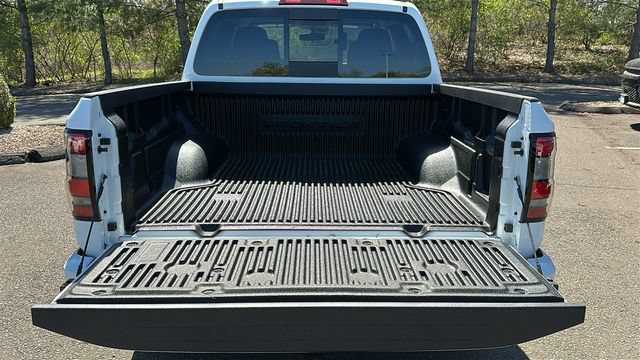 New 2026 Nissan Frontier SV w/ Tow Package AWD/4WD image 25