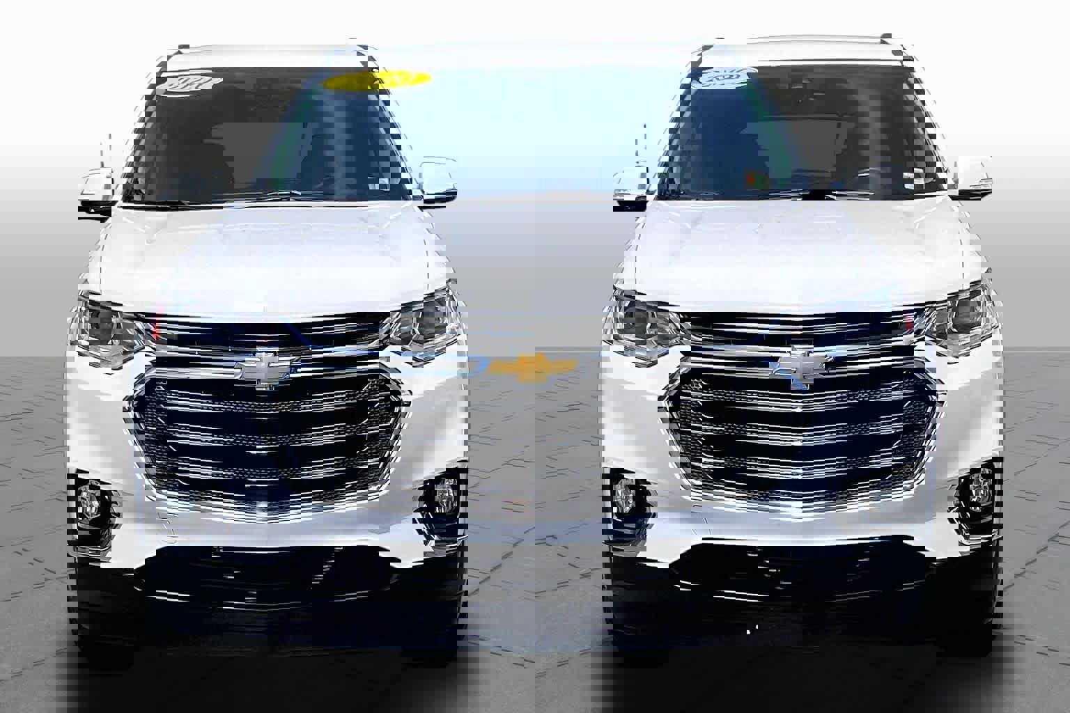 Used 2020 Chevrolet Traverse LT FWD image 4