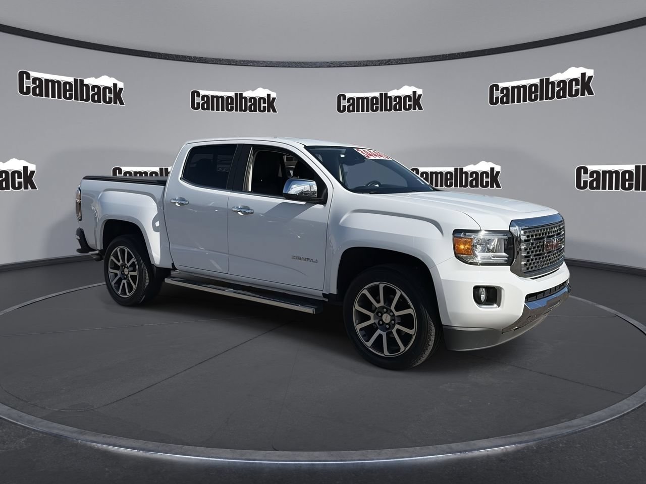 Used 2020 GMC Canyon Denali RWD image 1