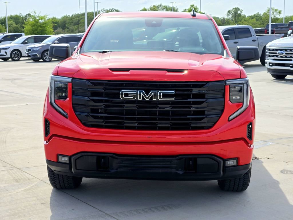 Used 2024 GMC Sierra 1500 Elevation w/ LPO, Elevation Black Package image 8