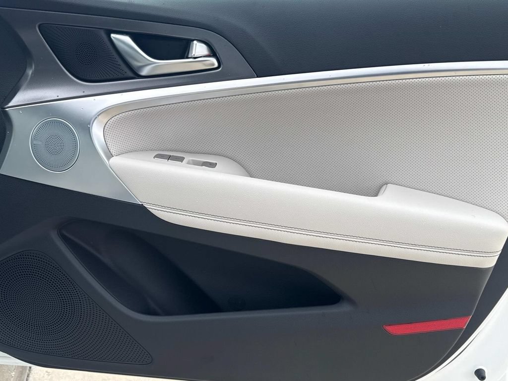 New 2026 Genesis G70 3.3T Sport Prestige AWD/4WD image 15
