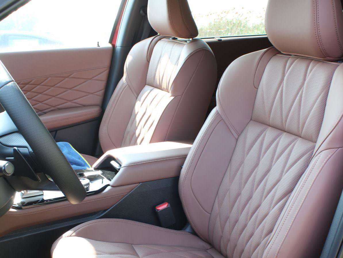 New 2025 Mitsubishi Outlander SEL image 18