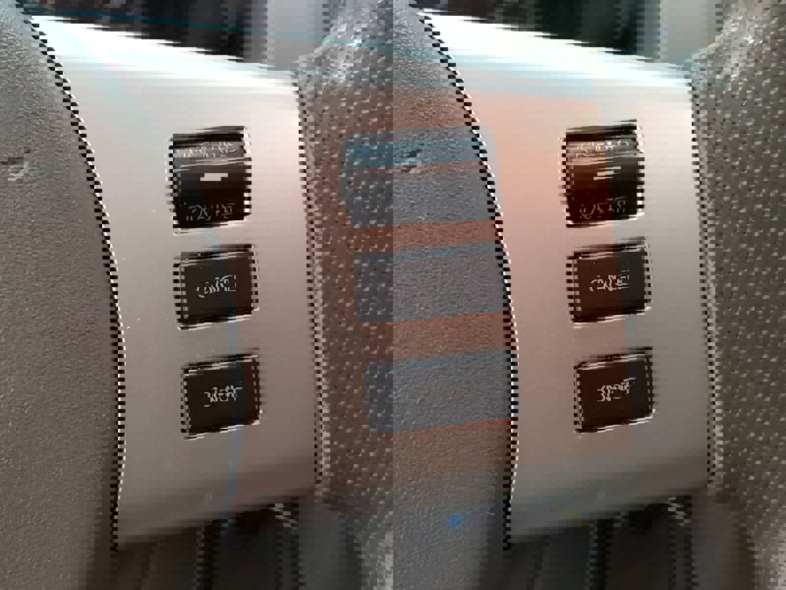 Used 2019 Nissan Frontier SV AWD/4WD image 9