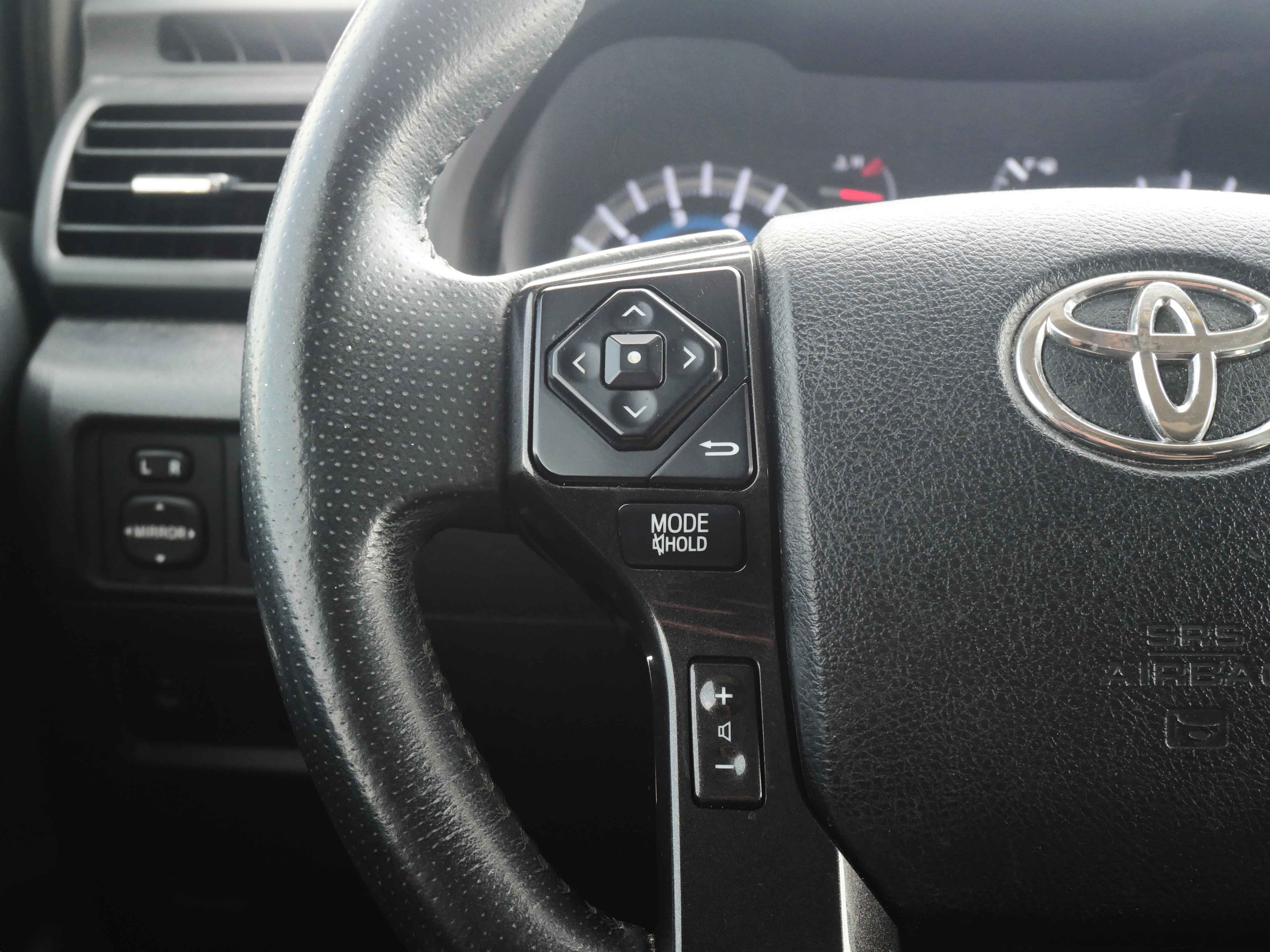 Used 2019 Toyota 4Runner TRD Off-Road Premium image 14