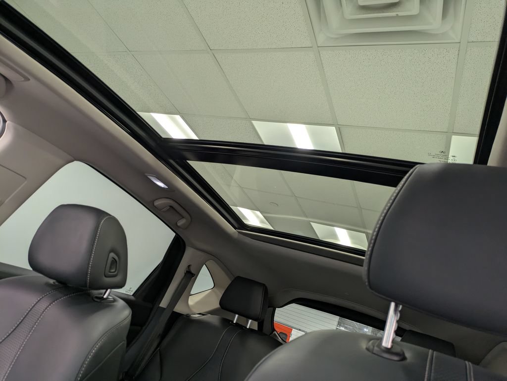 Used 2020 Acura RDX w/ Technology Package AWD/4WD image 21