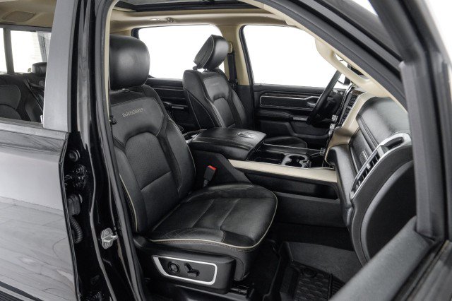 Used 2019 RAM 1500 Laramie AWD/4WD image 43