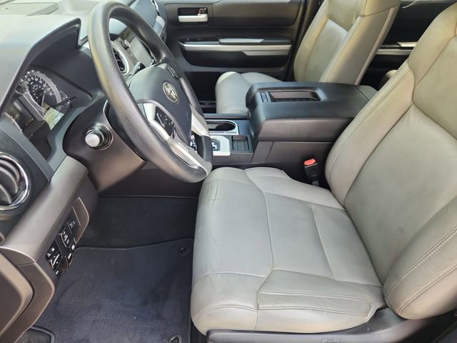 Used 2014 Toyota Tundra SR5 w/ SR5 Upgrade Package image 18