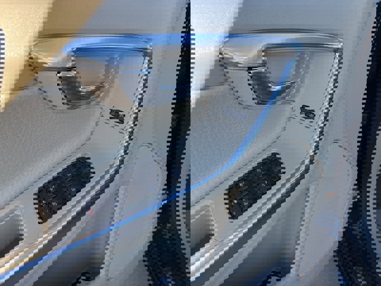 Used 2014 Volvo S60 T5 image 14