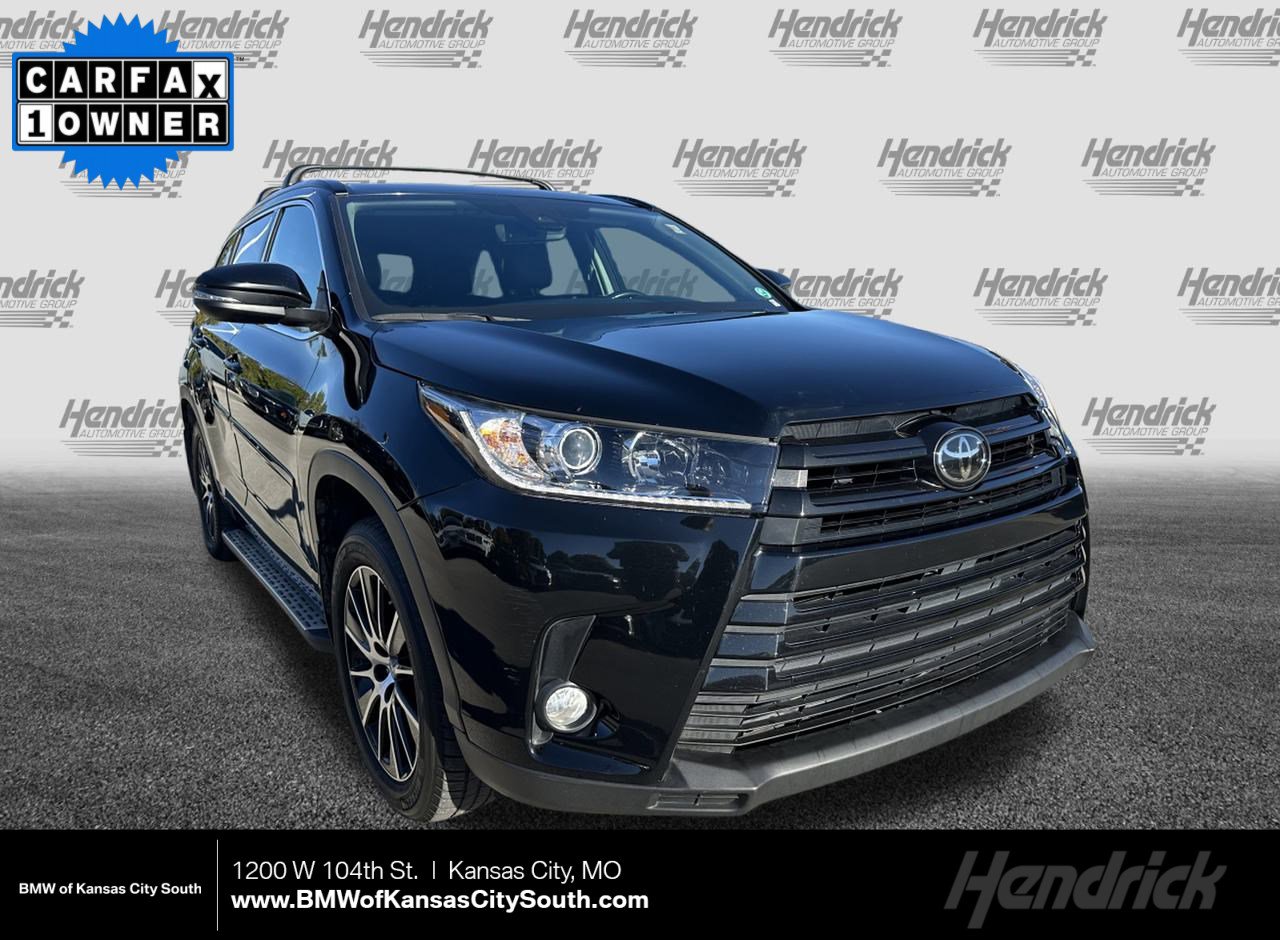 Used 2017 Toyota Highlander SE