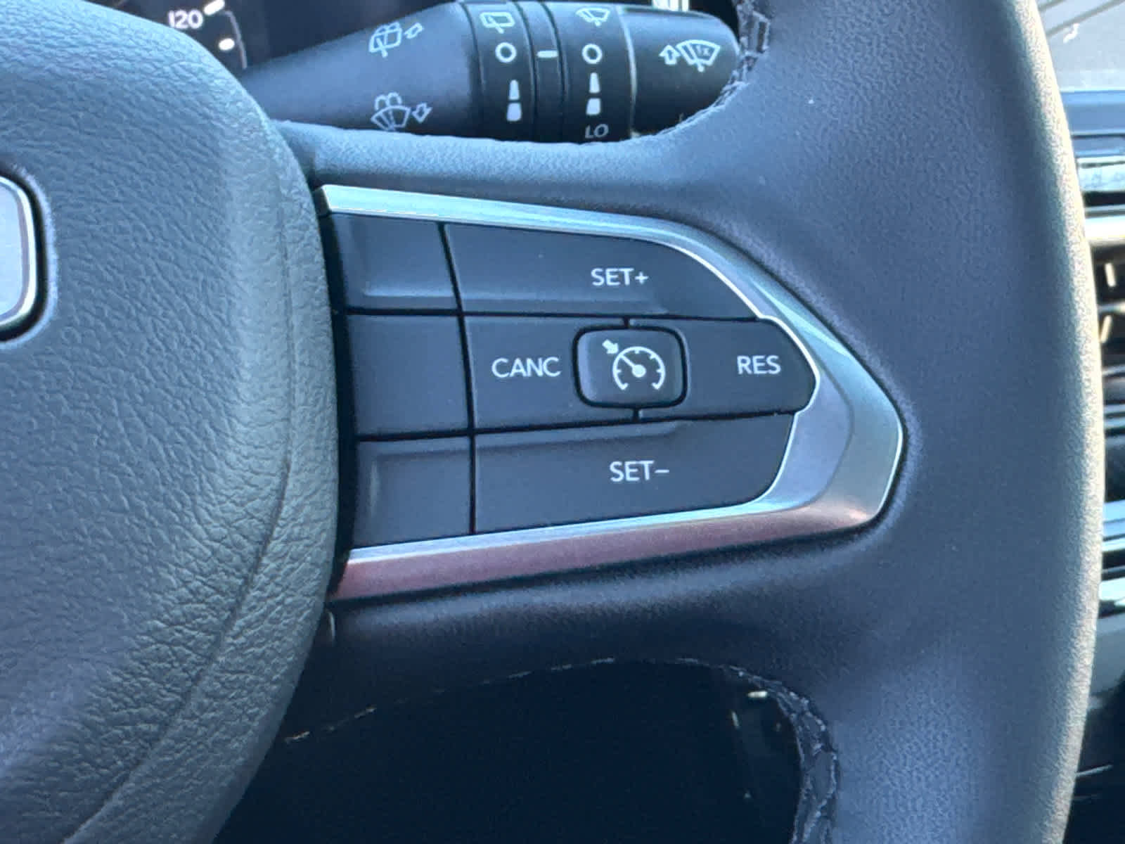 New 2026 Jeep Compass Latitude image 20