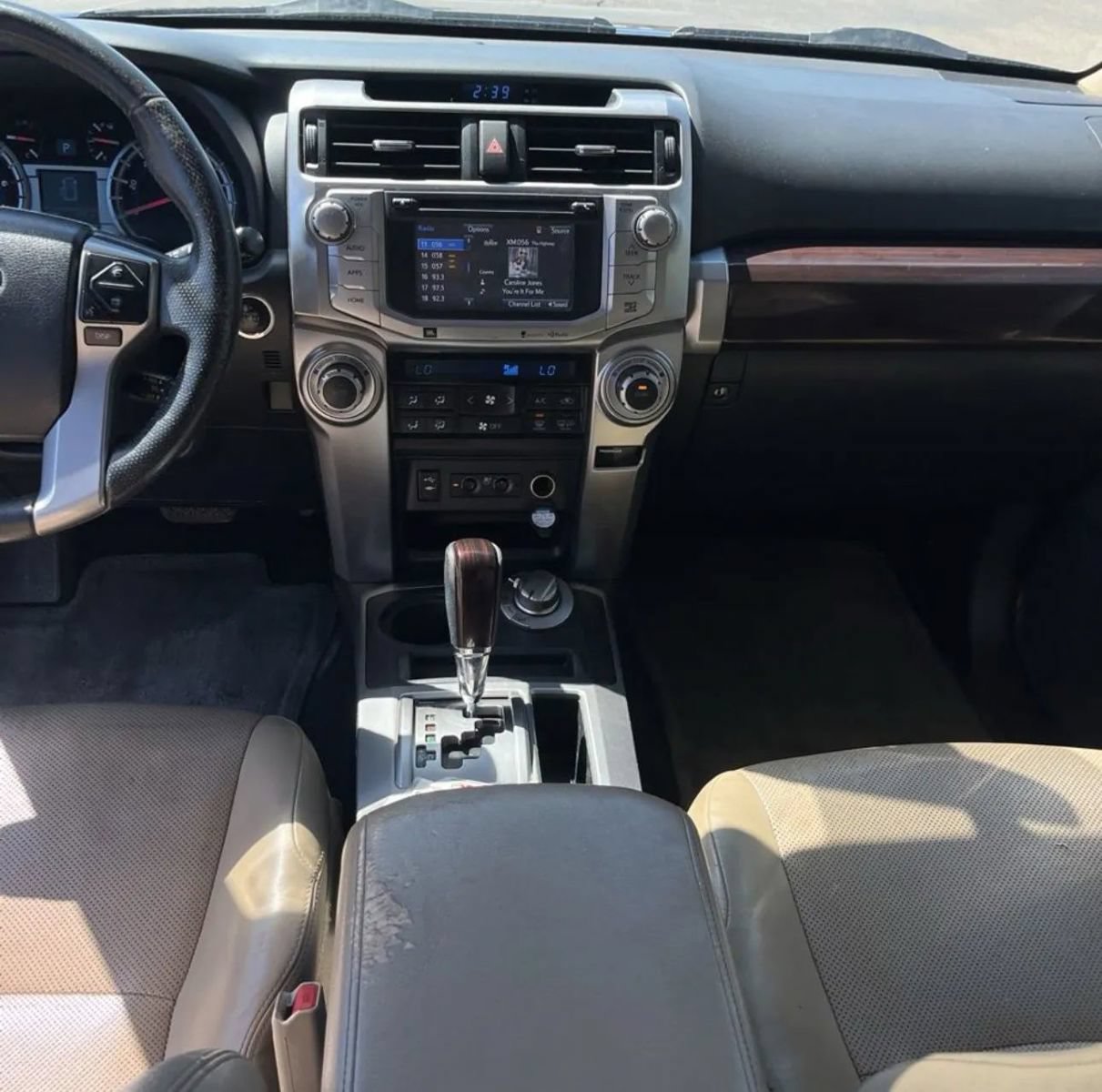Used 2015 Toyota 4Runner Limited AWD/4WD image 27