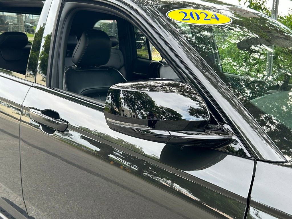 Certified 2024 Jeep Grand Cherokee Limited w/ Black Appearance Package image 34