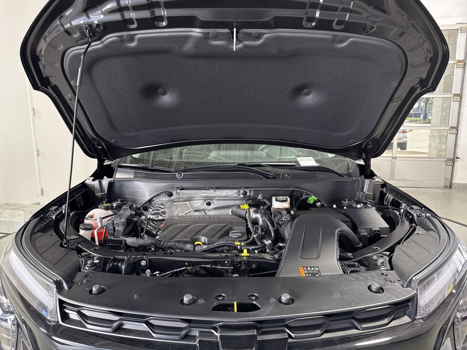 New 2026 Chevrolet Trax LT w/ Driver Confidence Package FWD image 32