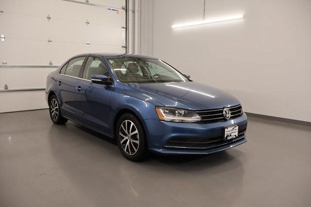Used 2017 Volkswagen Jetta SE