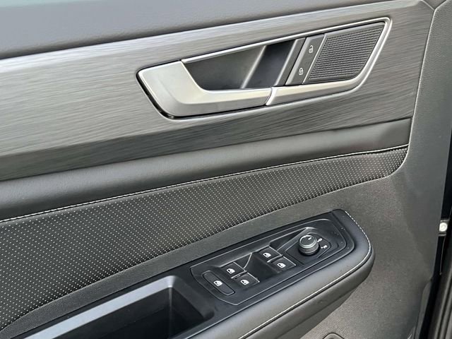 New 2026 Volkswagen Atlas Cross Sport SE image 10