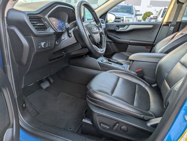 Used 2020 Ford Escape SE Sport image 6