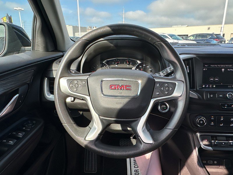 Used 2022 GMC Terrain SLE image 24