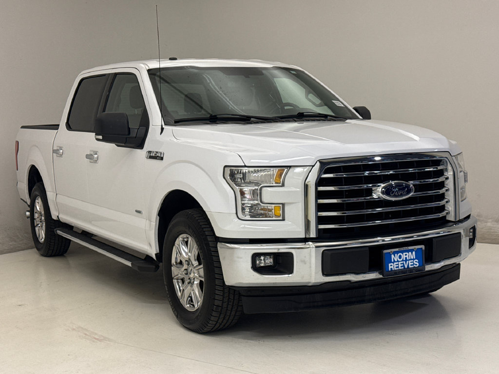 Used 2017 Ford F150 XLT w/ Equipment Group 301A Mid RWD image 4