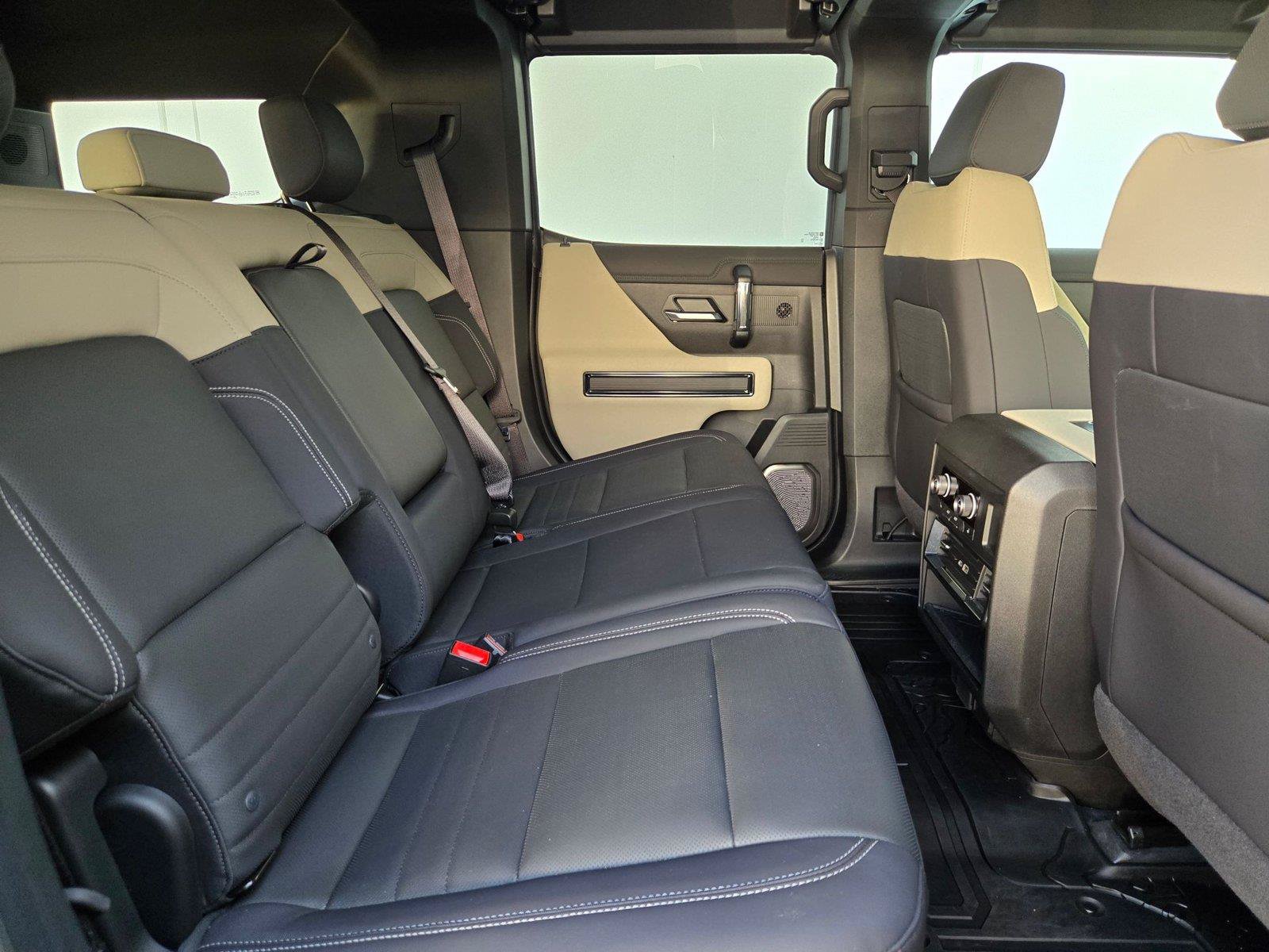 Used 2026 GMC Hummer EV SUV w/ LPO, Dark Essentials Package AWD/4WD image 29