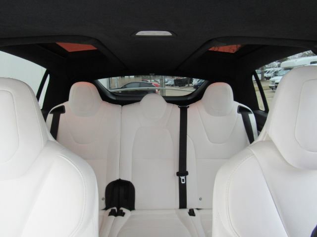 Used 2018 Tesla Model X 100D image 38