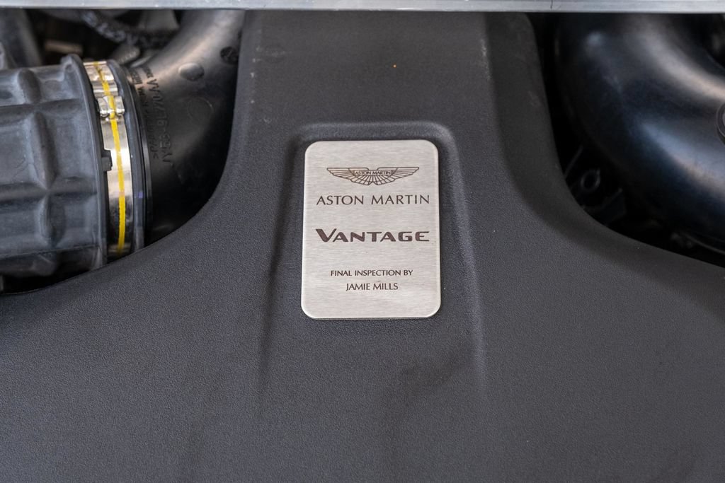 Used 2019 Aston Martin V8 Vantage Coupe RWD image 43