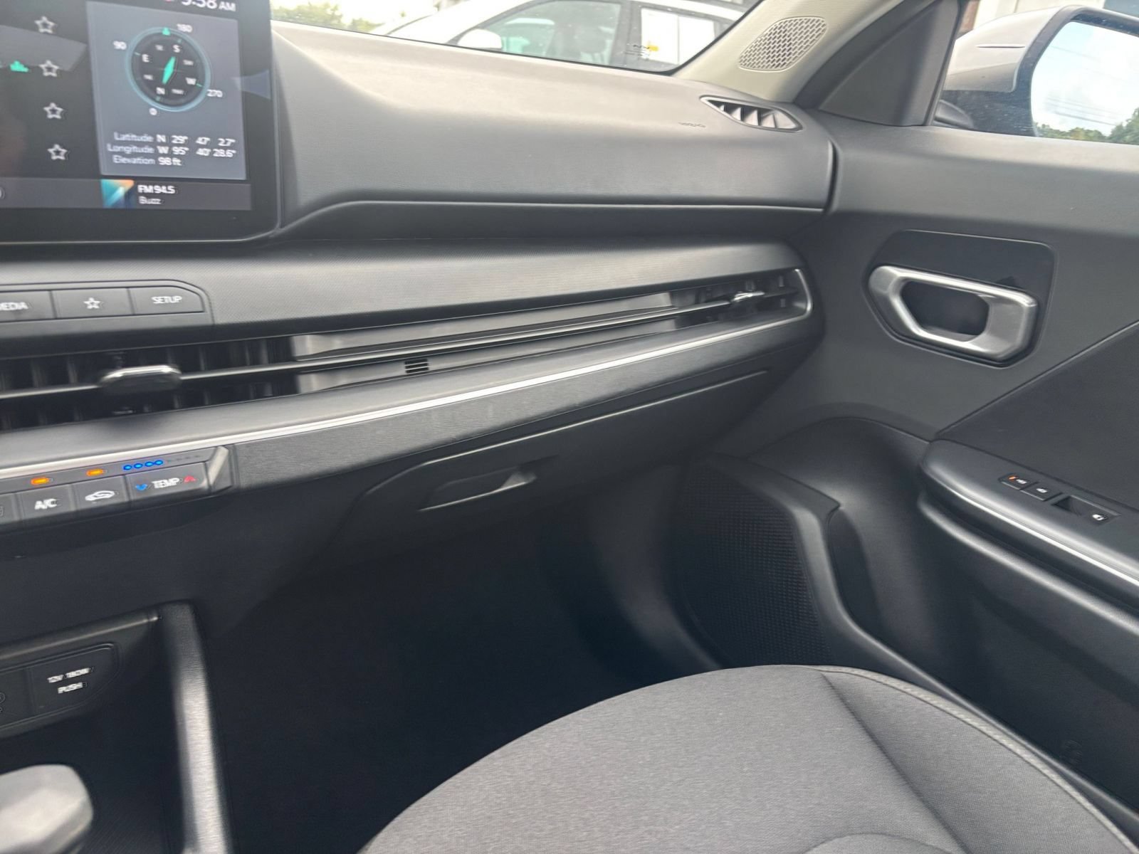 Used 2026 Kia K4 FWD image 33
