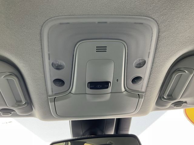 Used 2019 Toyota Prius XLE image 15