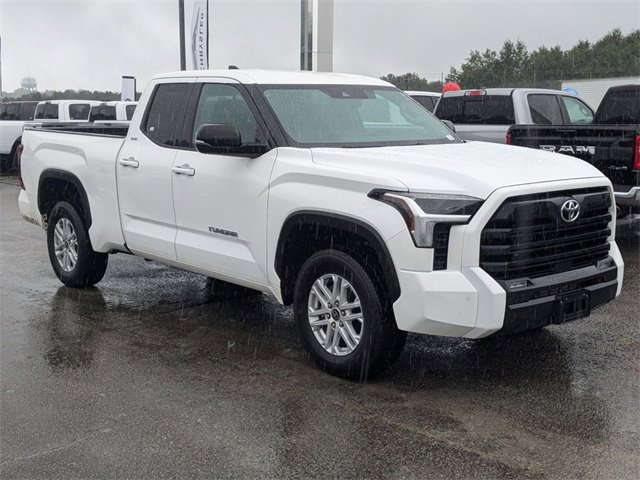 Used 2022 Toyota Tundra SR5 image 2