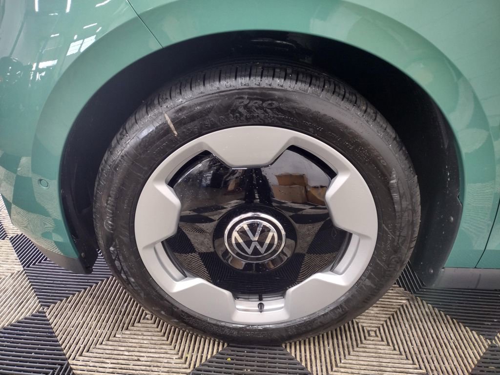 New 2025 Volkswagen ID. Buzz Pro S Plus image 6