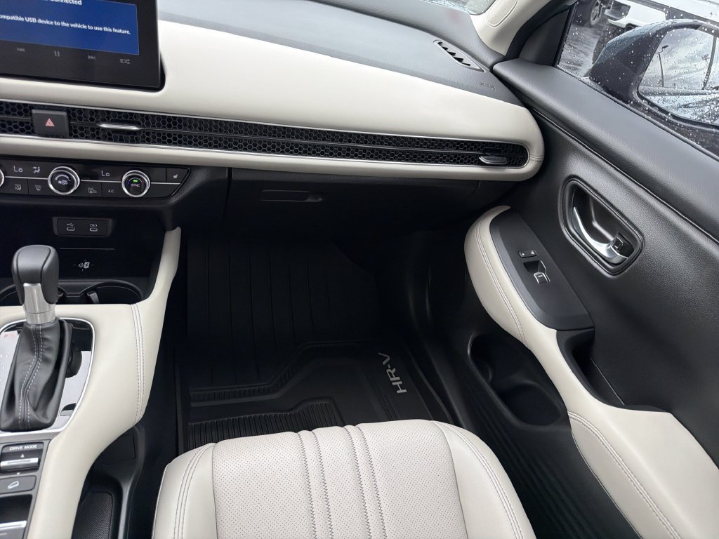 Used 2027 Honda HR-V EX-L image 15