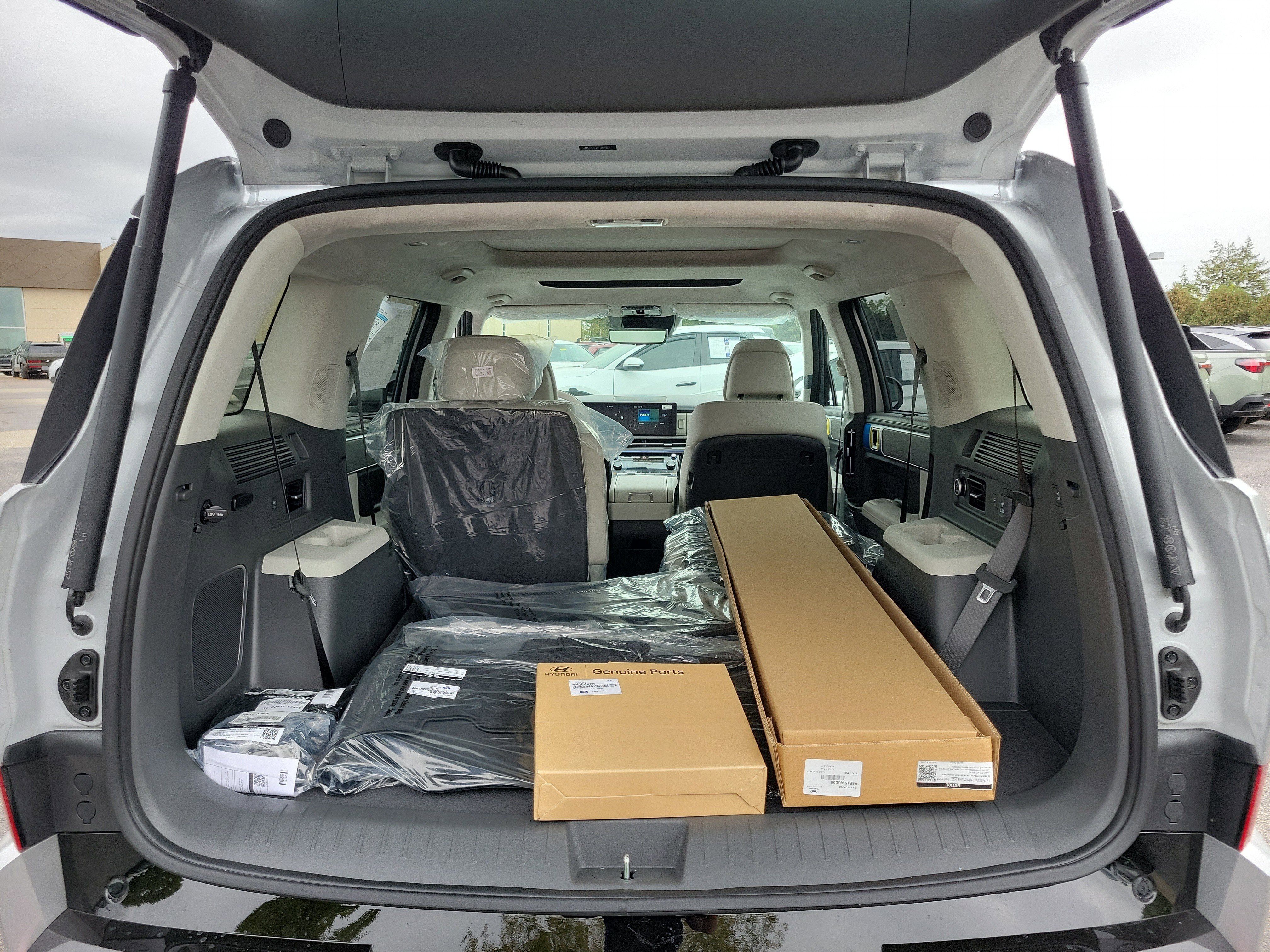 New 2026 Hyundai Santa Fe Calligraphy image 8