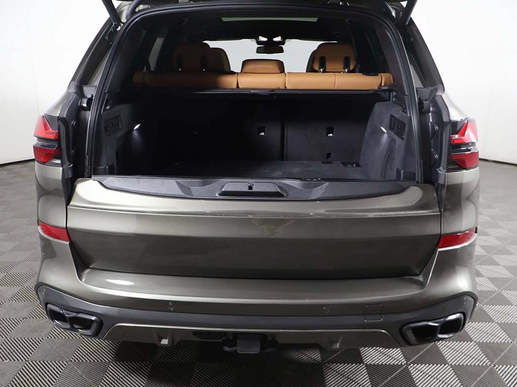 Used 2025 BMW X5 M60i w/ Executive Package AWD/4WD image 19