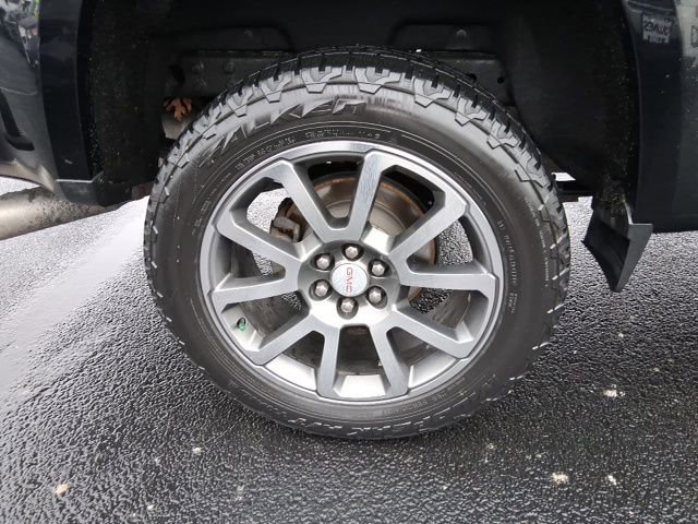 Used 2019 GMC Canyon Denali image 7