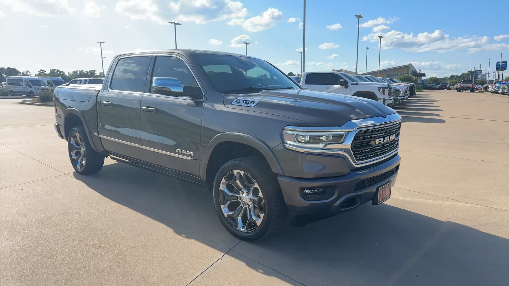 Used 2023 RAM 1500 Limited AWD/4WD image 3