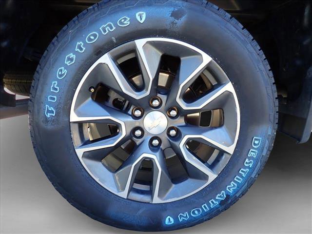 Used 2022 Chevrolet Silverado 1500 LT AWD/4WD image 7
