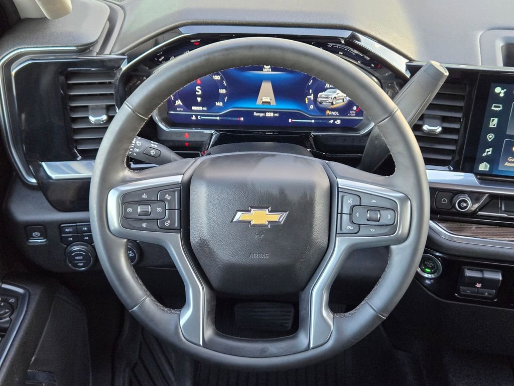 Used 2023 Chevrolet Silverado 1500 LT w/ Z71 Off-Road Package AWD/4WD image 20