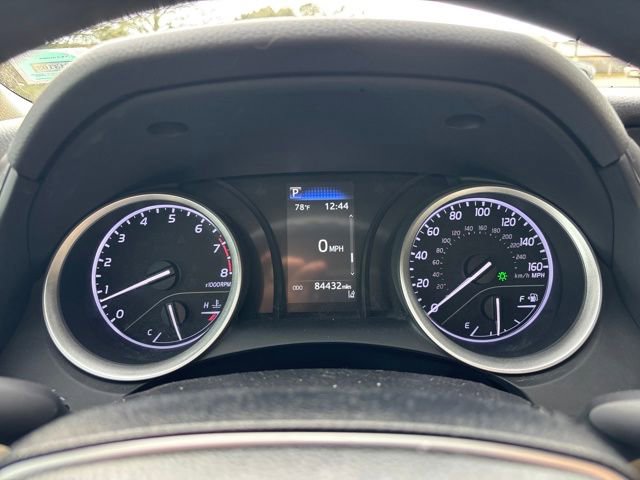 Used 2022 Toyota Camry LE image 11