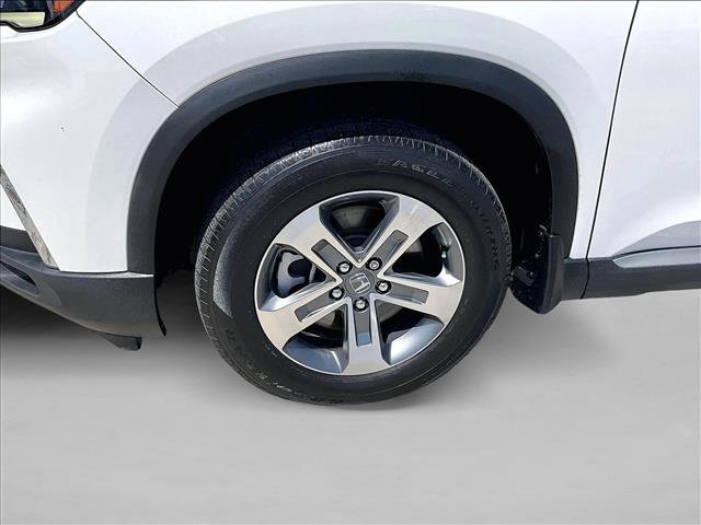 Used 2025 Honda Pilot EX-L image 10