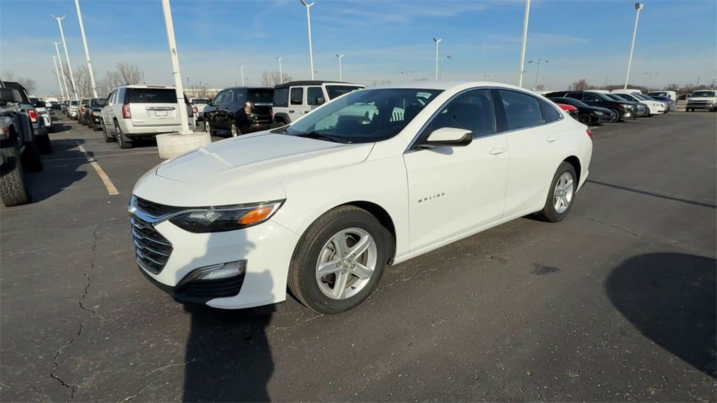 Used 2023 Chevrolet Malibu LS w/ Driver Confidence Package image 4