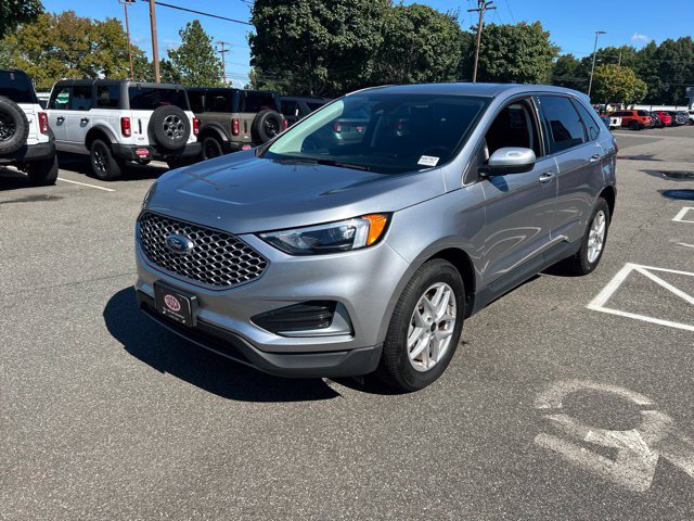 Used 2024 Ford Edge SEL AWD/4WD image 3