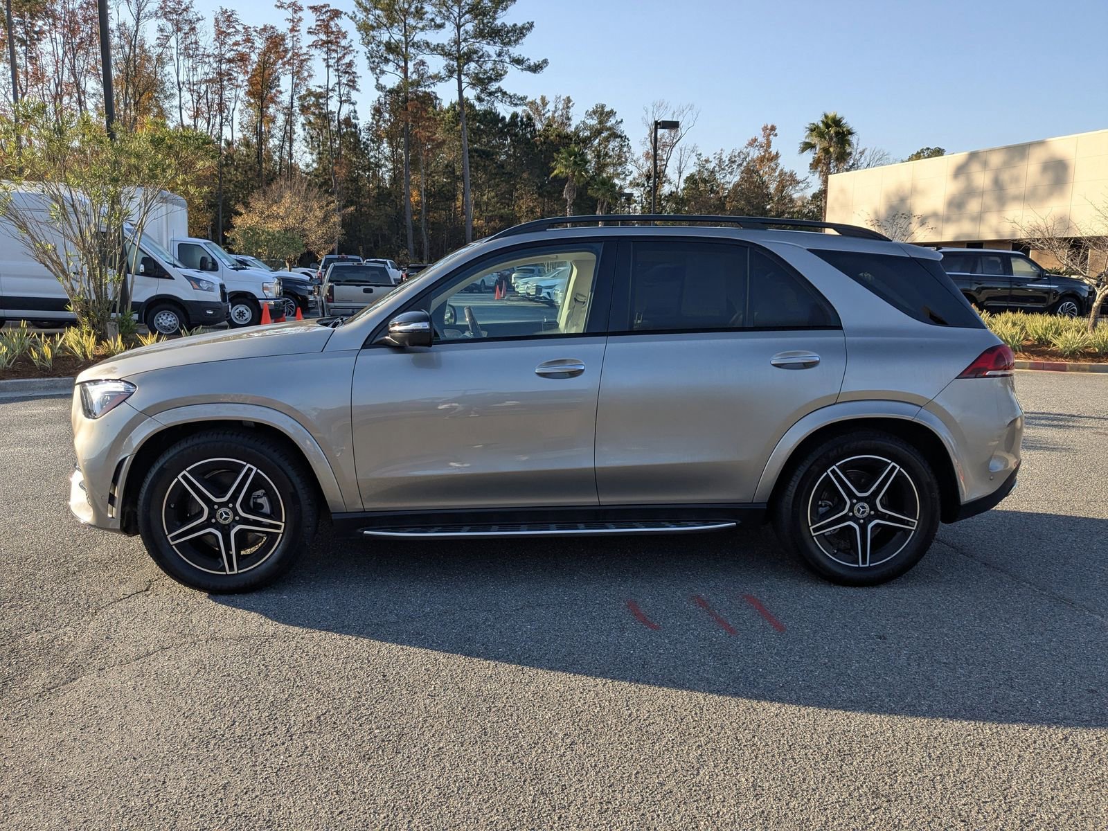 Used 2022 Mercedes-Benz GLE 450 4MATIC image 7