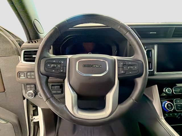 Used 2024 GMC Yukon XL Denali w/ Denali Reserve Package AWD/4WD image 10